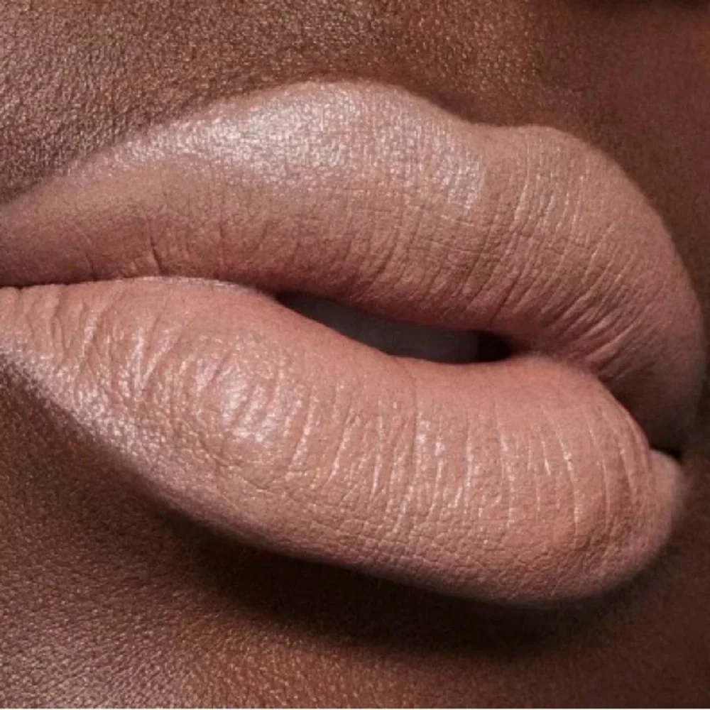 M·A·CXIMAL RARE LIMITED EDITION SILKY MATTE LIPSTICK inn Yash